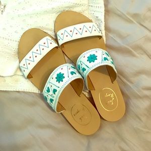 Practically new women's Jack Rogers sandals