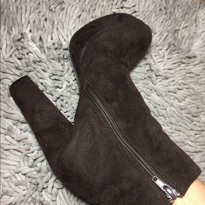 Forever 21 faux suede platform ankle boots brown