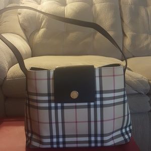 Burberry tote purse