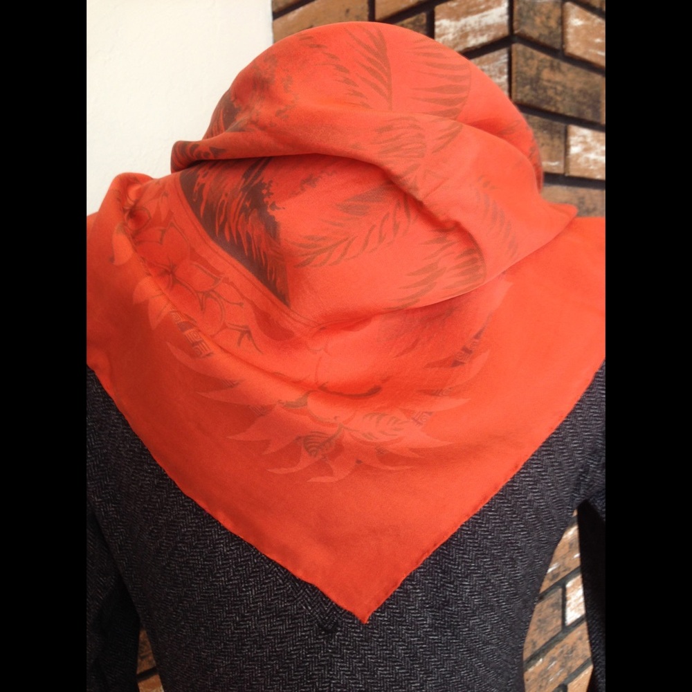 HERMES Silk Scarf in Original Box 34" x 34"