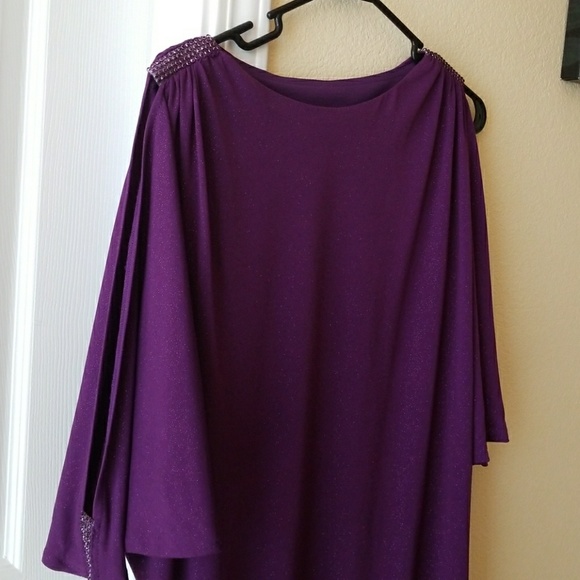 Purple dress w/slit in the arm - Picture 2 of 4