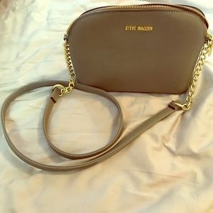 Grey Steve Madden cross body.