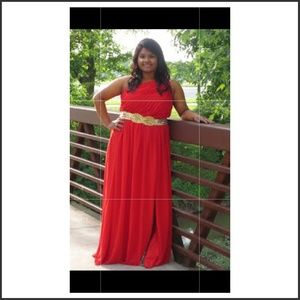 Beautiful long Red Prom Dress