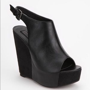 Deena & Ozzy Peeptoe Platform Wedges
