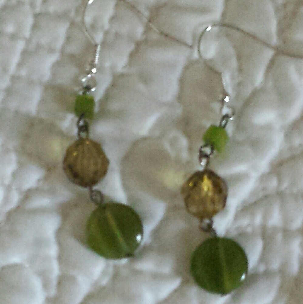 Necklace and earing set