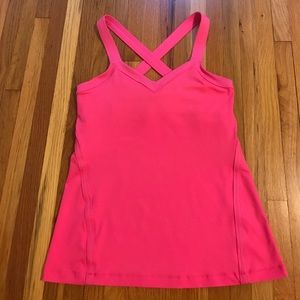 💕 Lululemon bright pink tank top size 6
