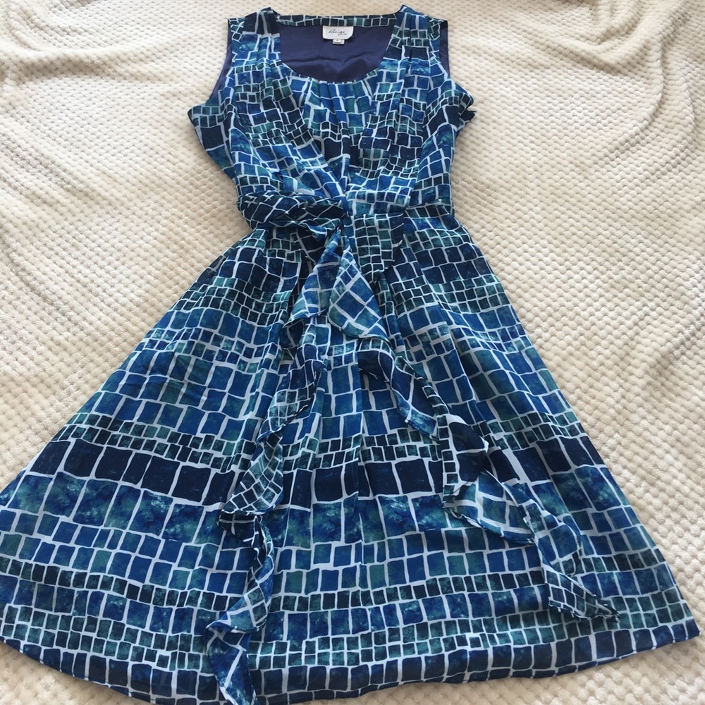 Beautiful Blue and Turquoise Dress Size 6