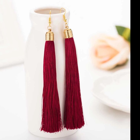 Long tassel style earrings in variety of colors - Picture 3 of 5