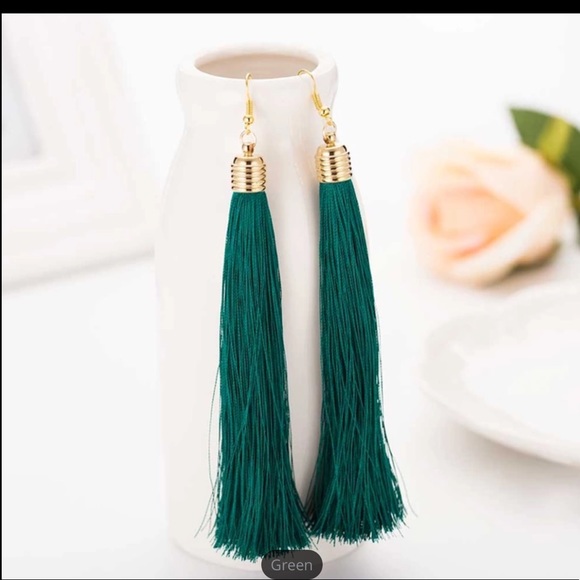 Long tassel style earrings in variety of colors - Picture 5 of 5