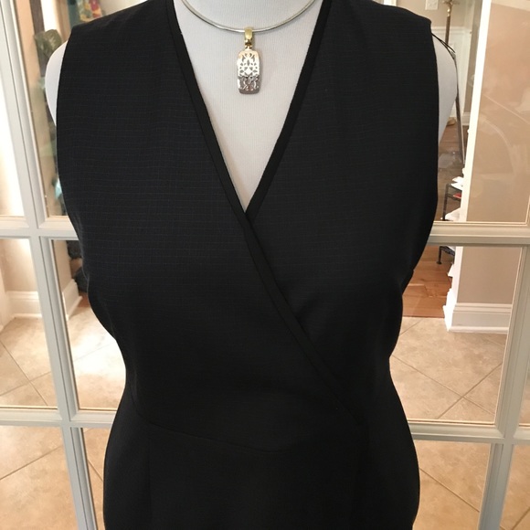 T. Tahari Professional Navy Midi - Picture 2 of 8