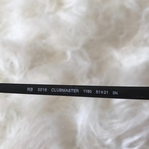 Ray Ban Clubmaster in Tortoise - Picture 6 of 6