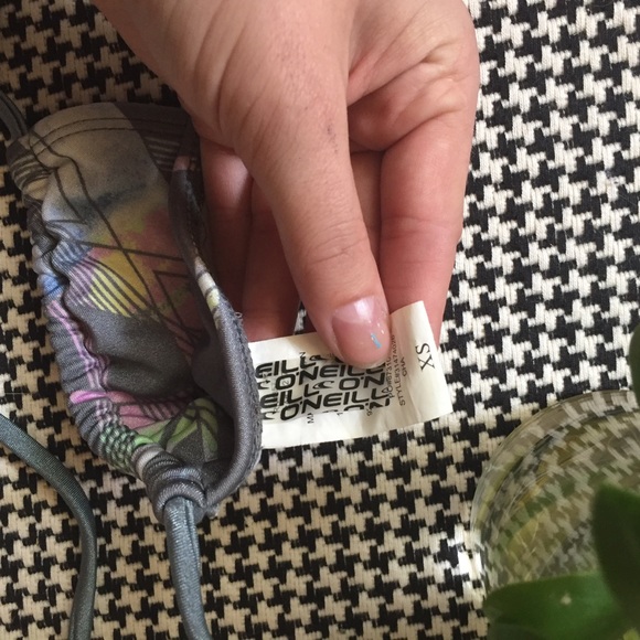 O'Neill Bikini Top and Bottoms - Picture 3 of 5