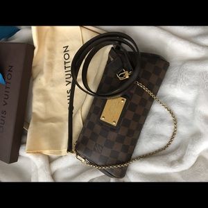LOUIS VUITTON | Eva Clutch