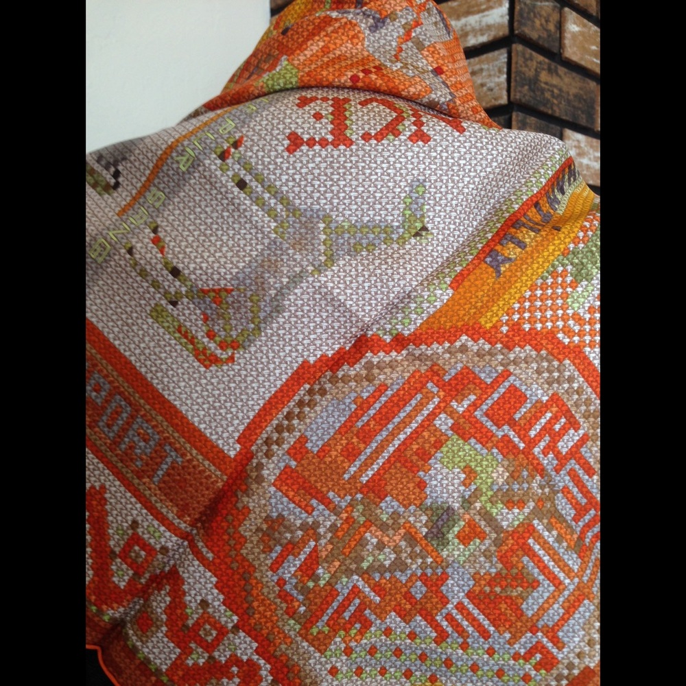 HERMES Silk Scarf in Original Box 34" x 34"