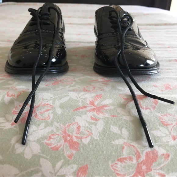 Shoes - Picture 2 of 4