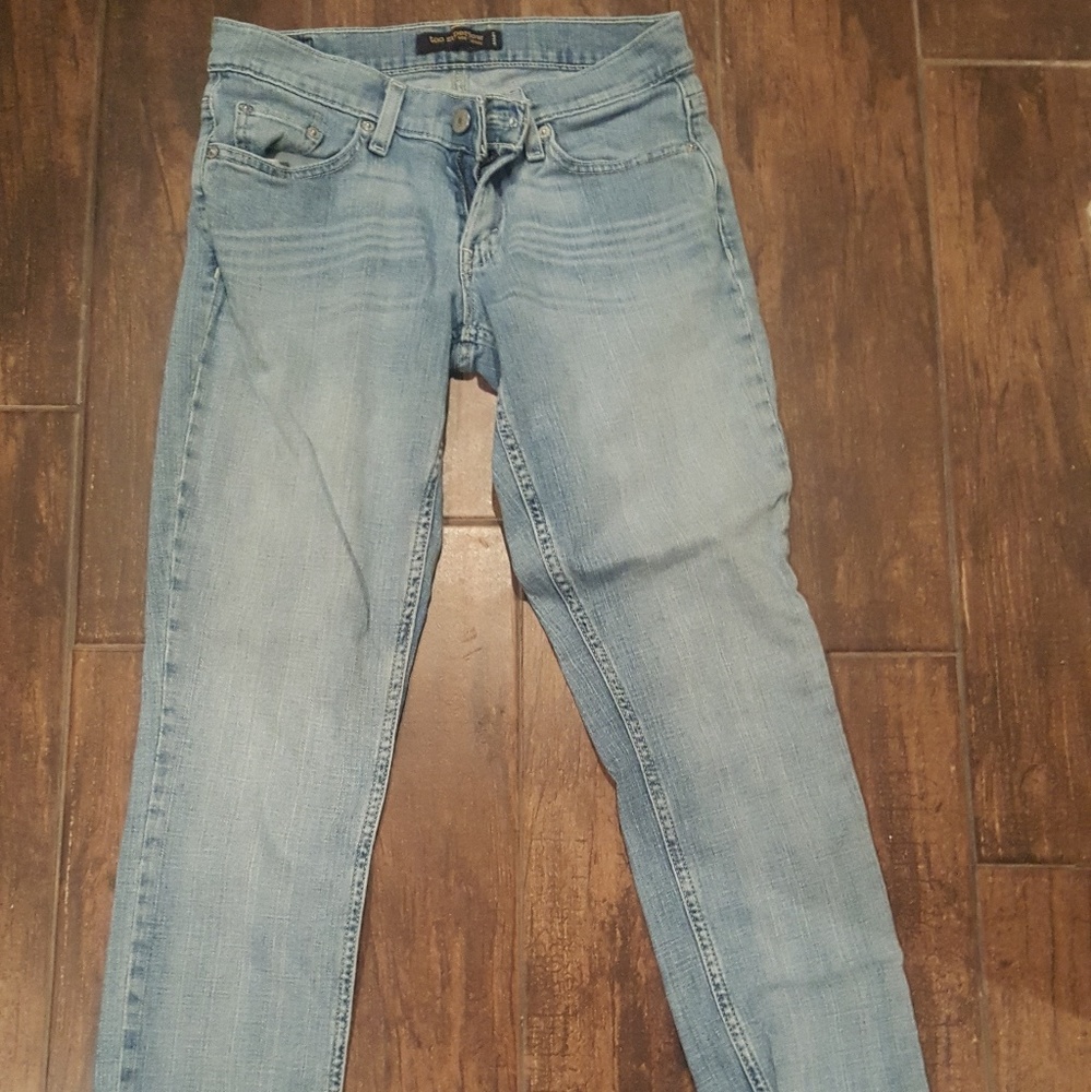 Levis Jeans