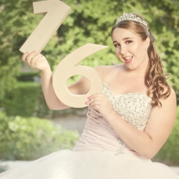 Sweet 16 Huge Numbers - Picture 2 of 2