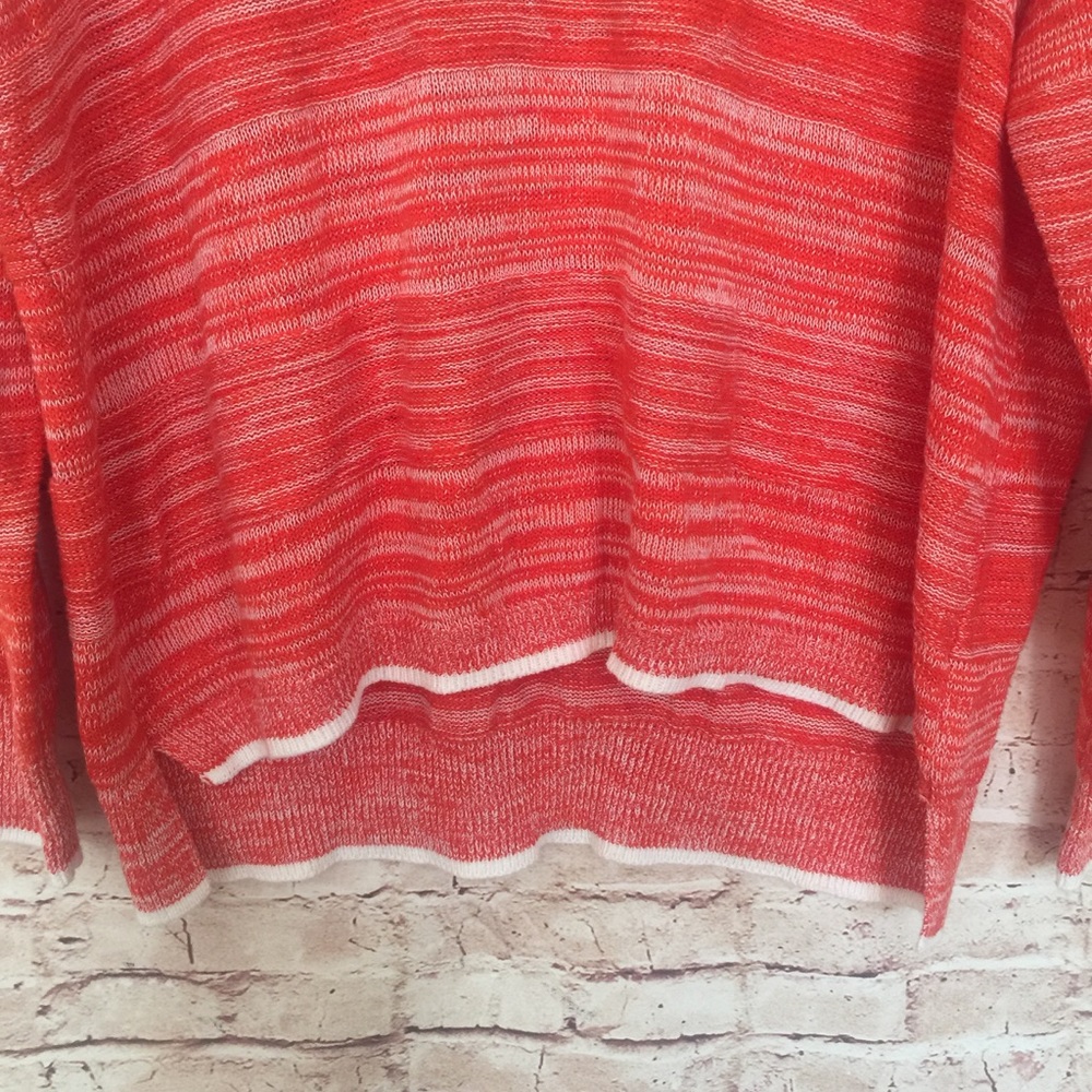 • Vince Camuto • Marbled Sweater Size Large - Picture 5 of 8