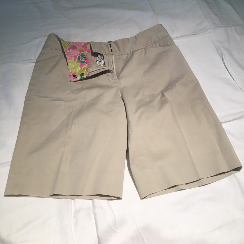 EUC Khaki Lilly Pulitzer Bermuda shorts