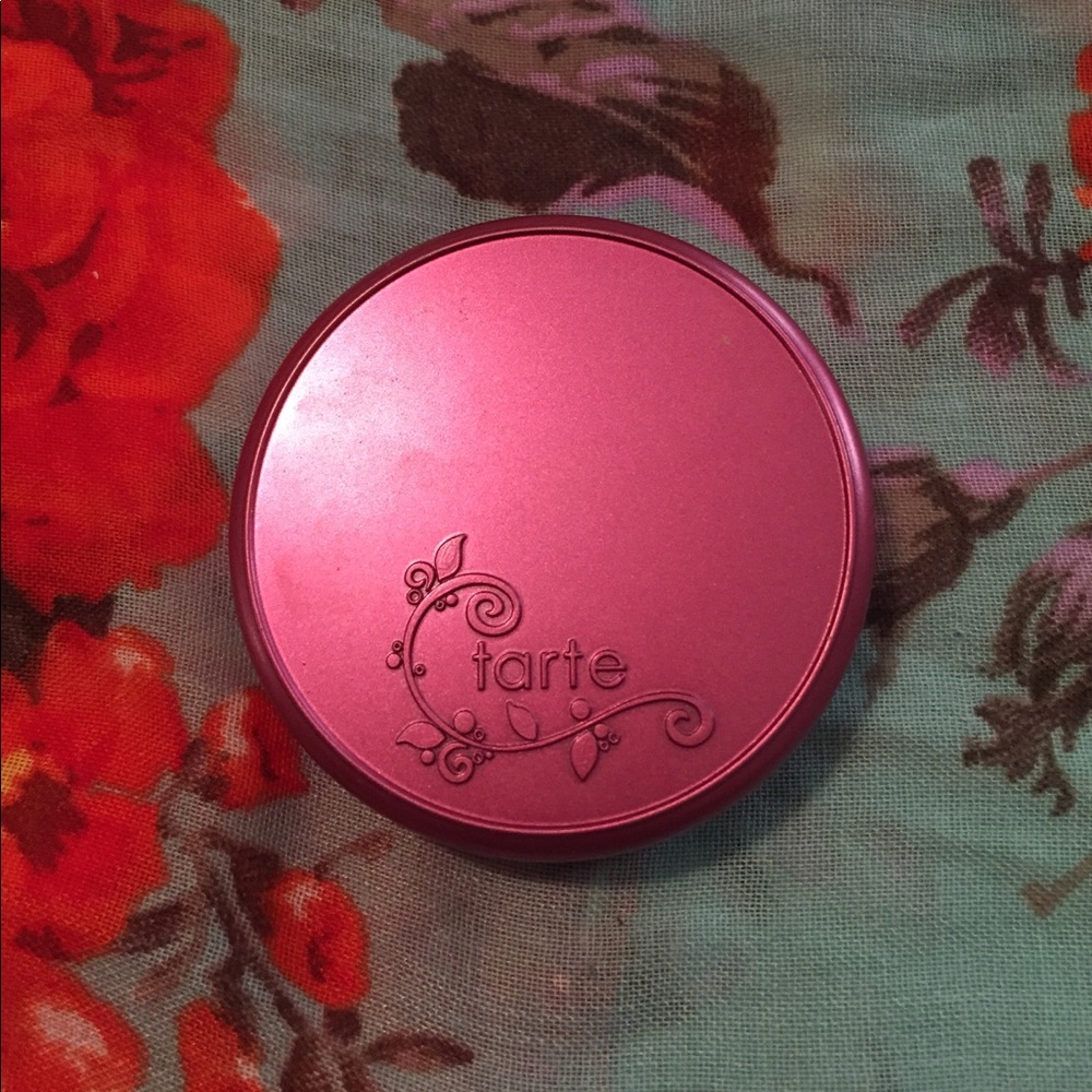 Tarte blush
