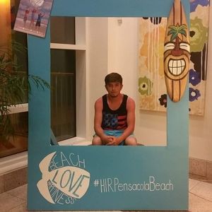 Meet your Posher, Leonardo