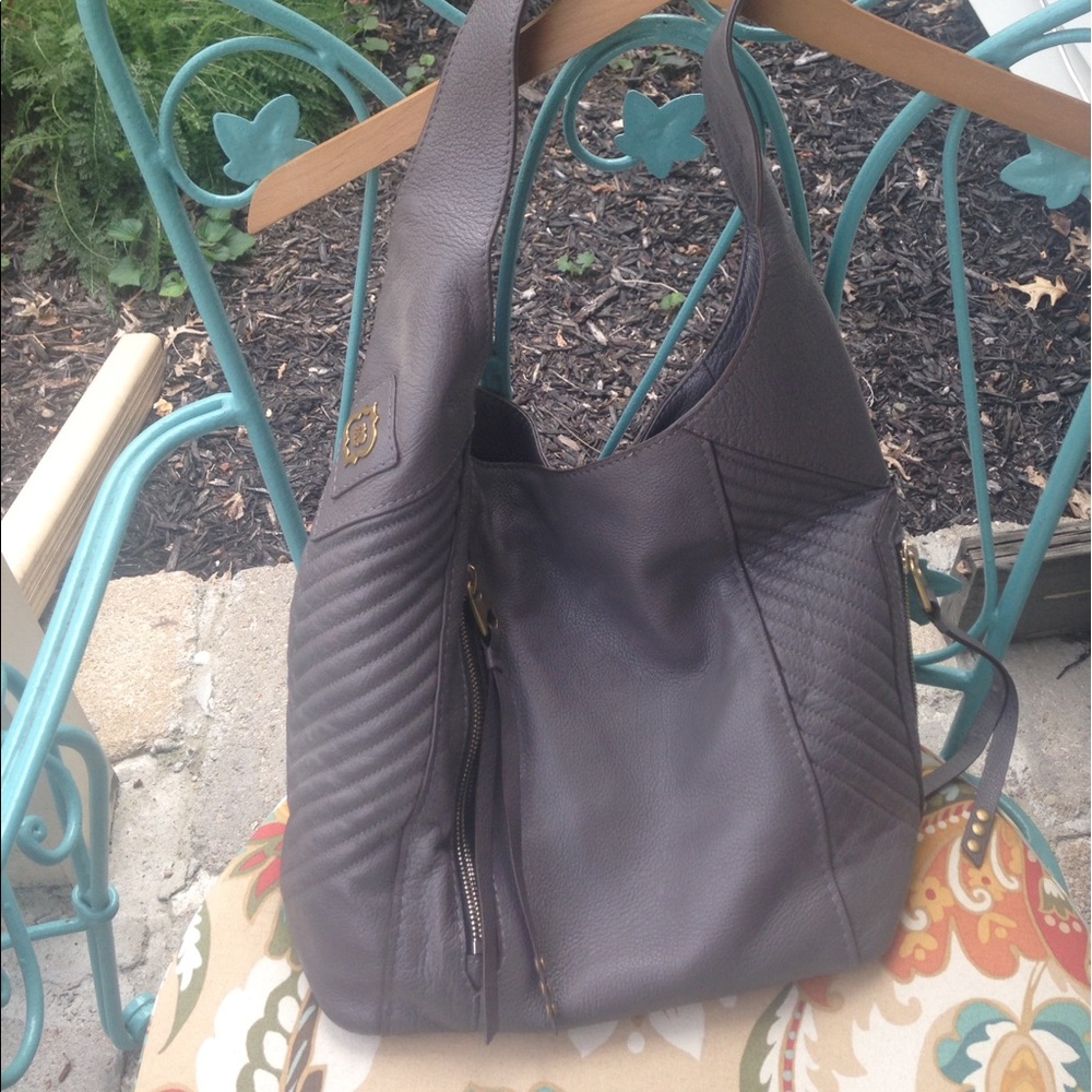 G.I.L.I HANDBAG