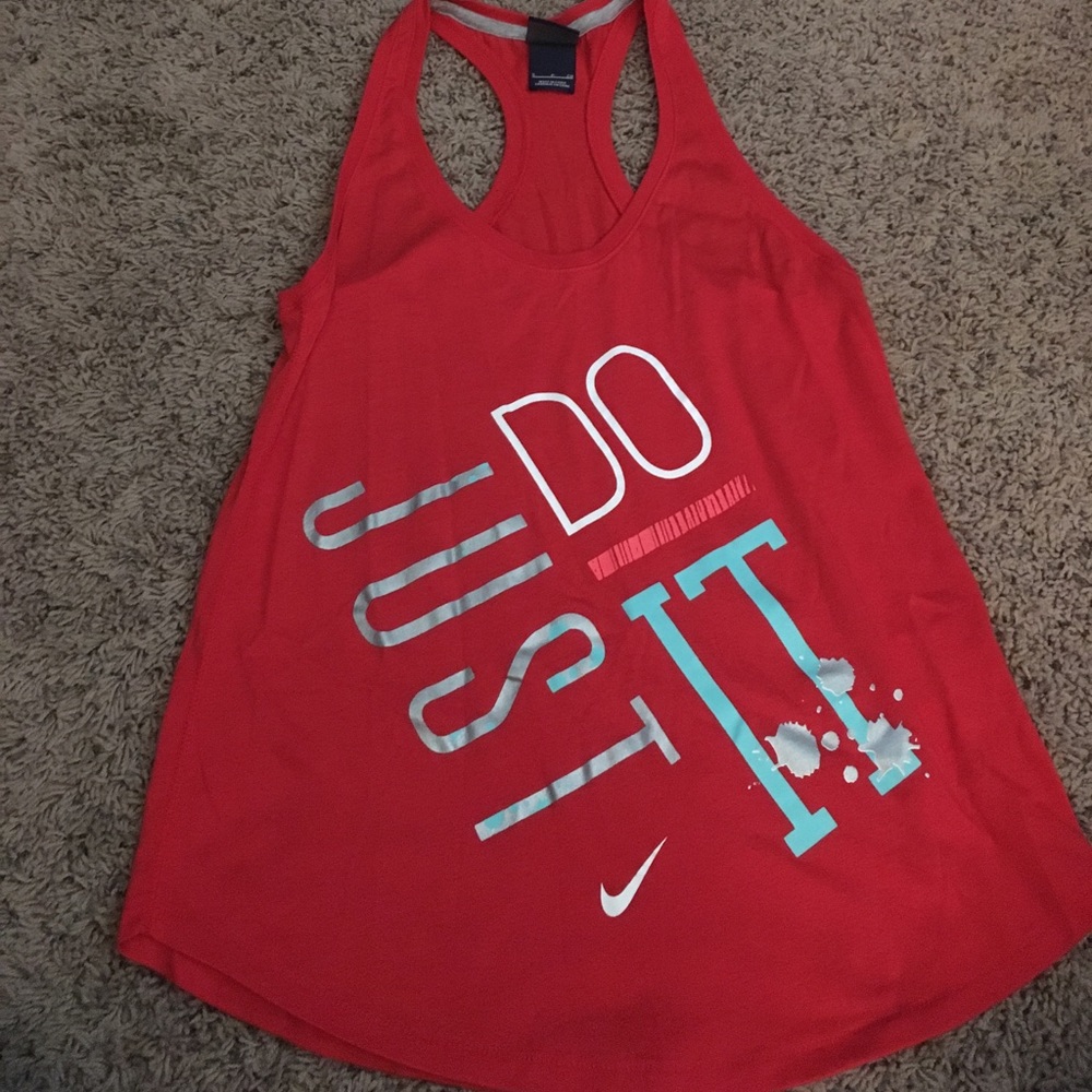pink Nike tank