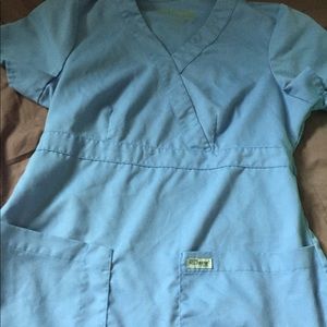 Scrub set