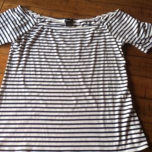Torrid 2 Navy/White off the shouder top