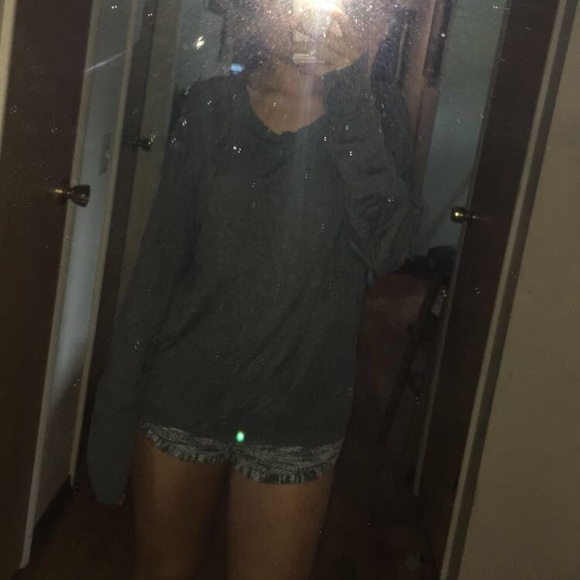 Grey sweater - Picture 1 of 1