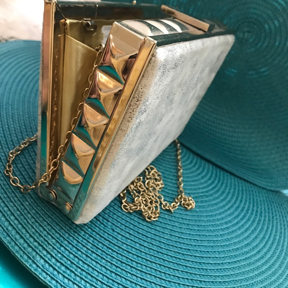 Purse/Clutch - Picture 4 of 4