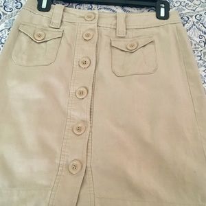 Banana Republic khaki button front skirt