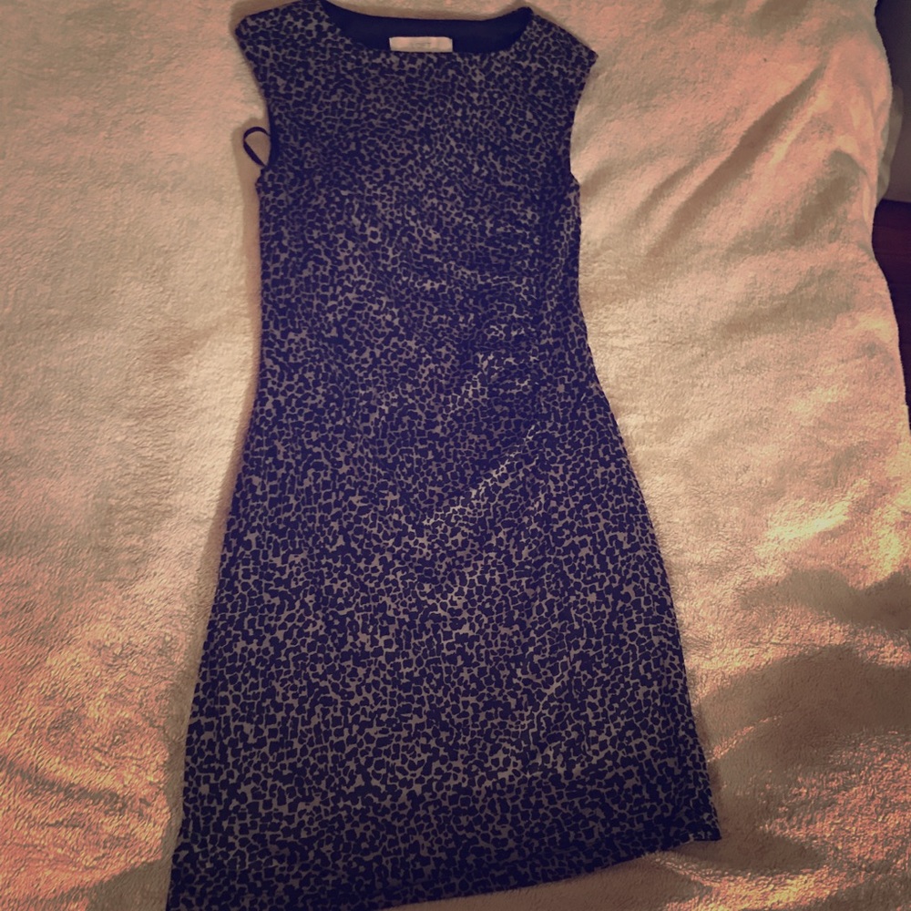 🚨SOLD🚨 Ann Taylor Loft casual dress