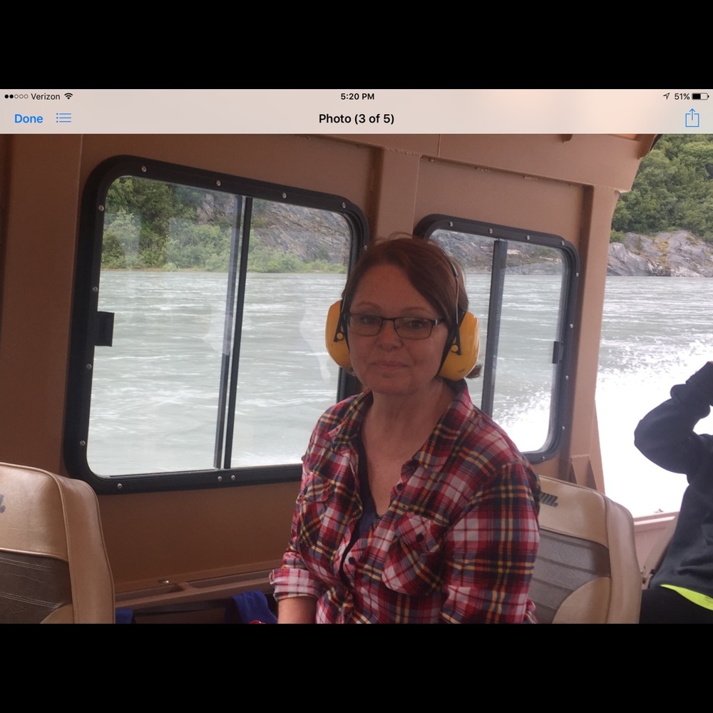 Meet your Posher, Cari