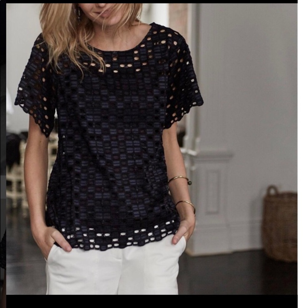 Ann Taylor Geo lace top