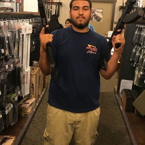 Meet your Posher, Sanabria