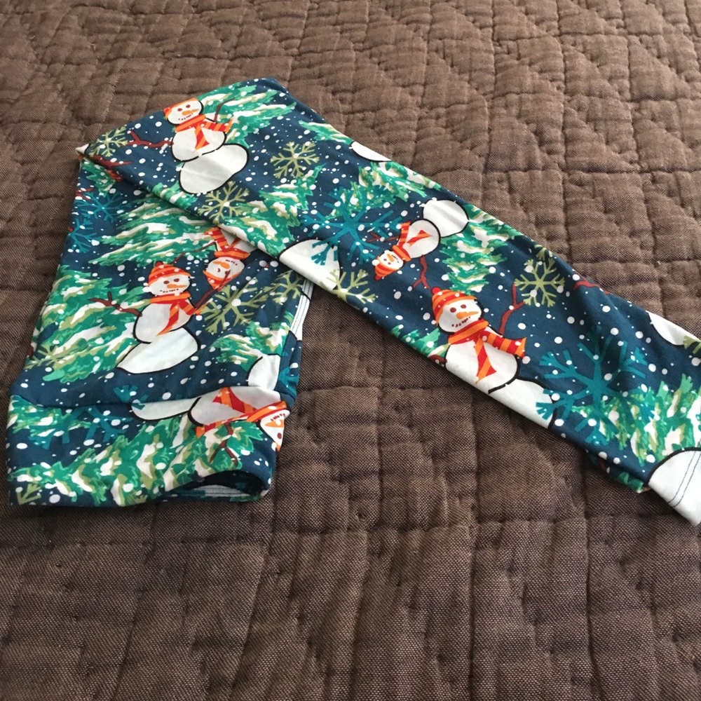 LuLaRoe OS Holiday Leggings