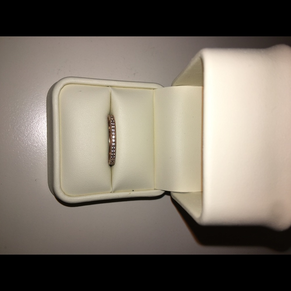 Rose gold pandora ring