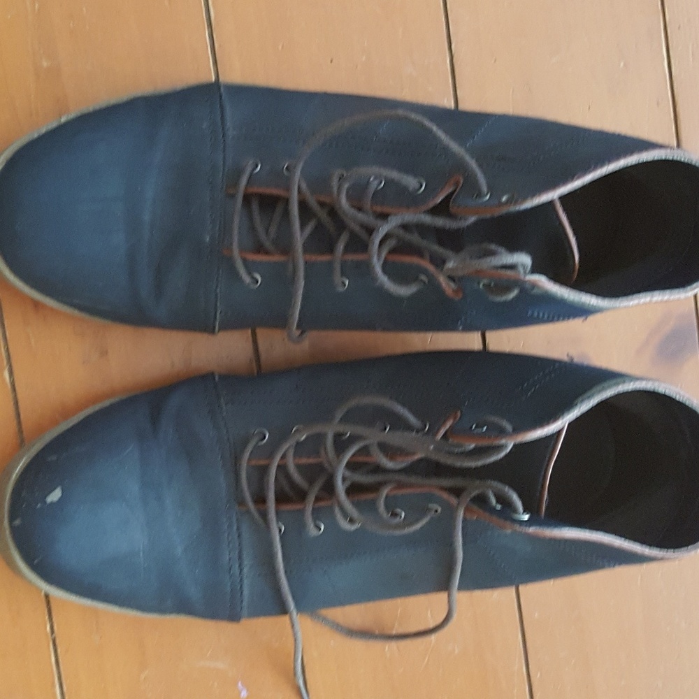 Men's shoes