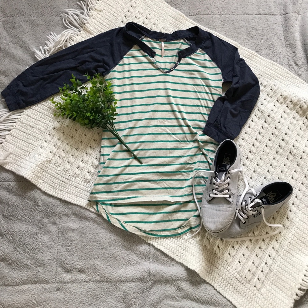 Stripped 3/4 Sleeve baseball style shirt