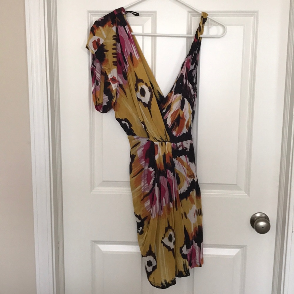 Bebe dress