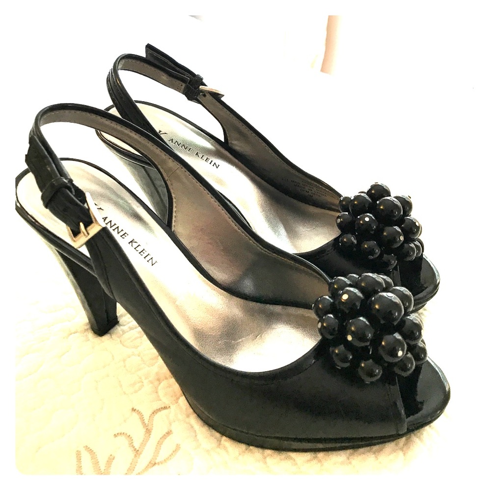 Black heels