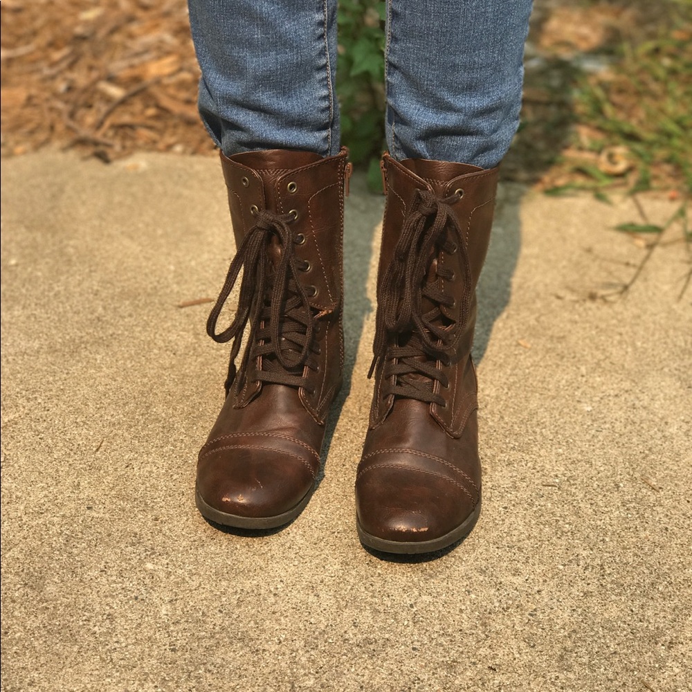 Candies dark brown military boot woman's 9.5