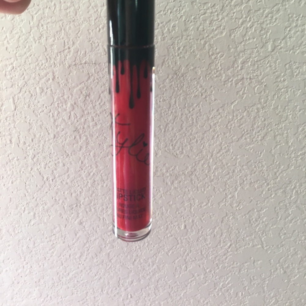 Kylie Lip Kit - Matte Mary Jo K Lipstick