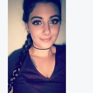 Meet your Posher, Alissa