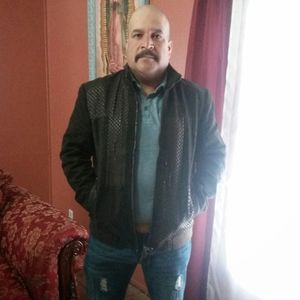 Meet your Posher, Javier