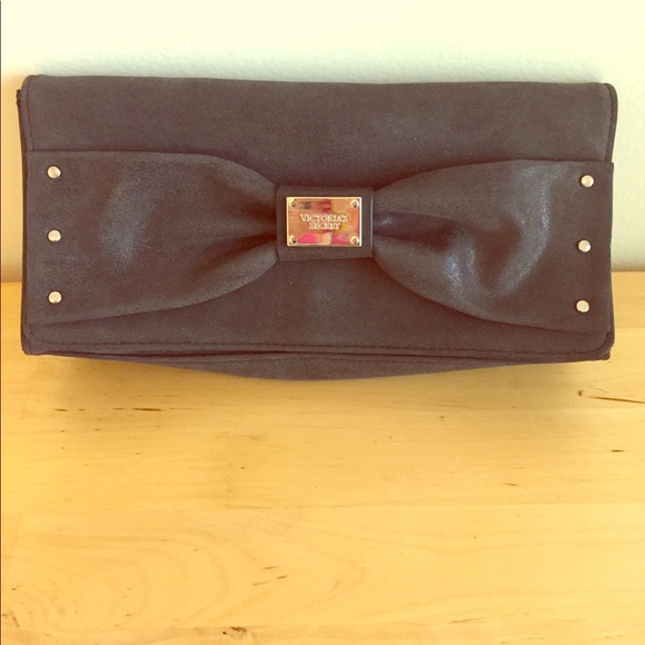 Charcoal Victoria's Secret clutch - Picture 1 of 3