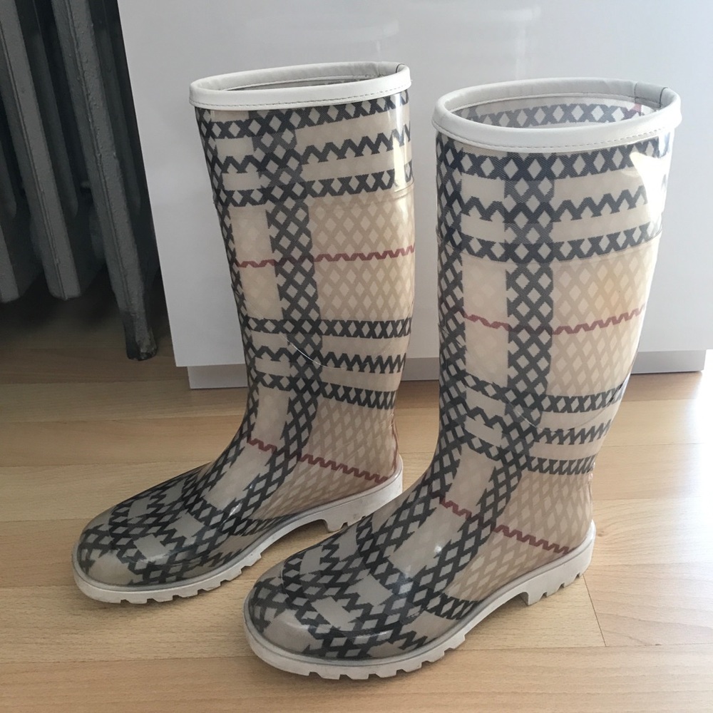 Women's Burberry Rain Boots