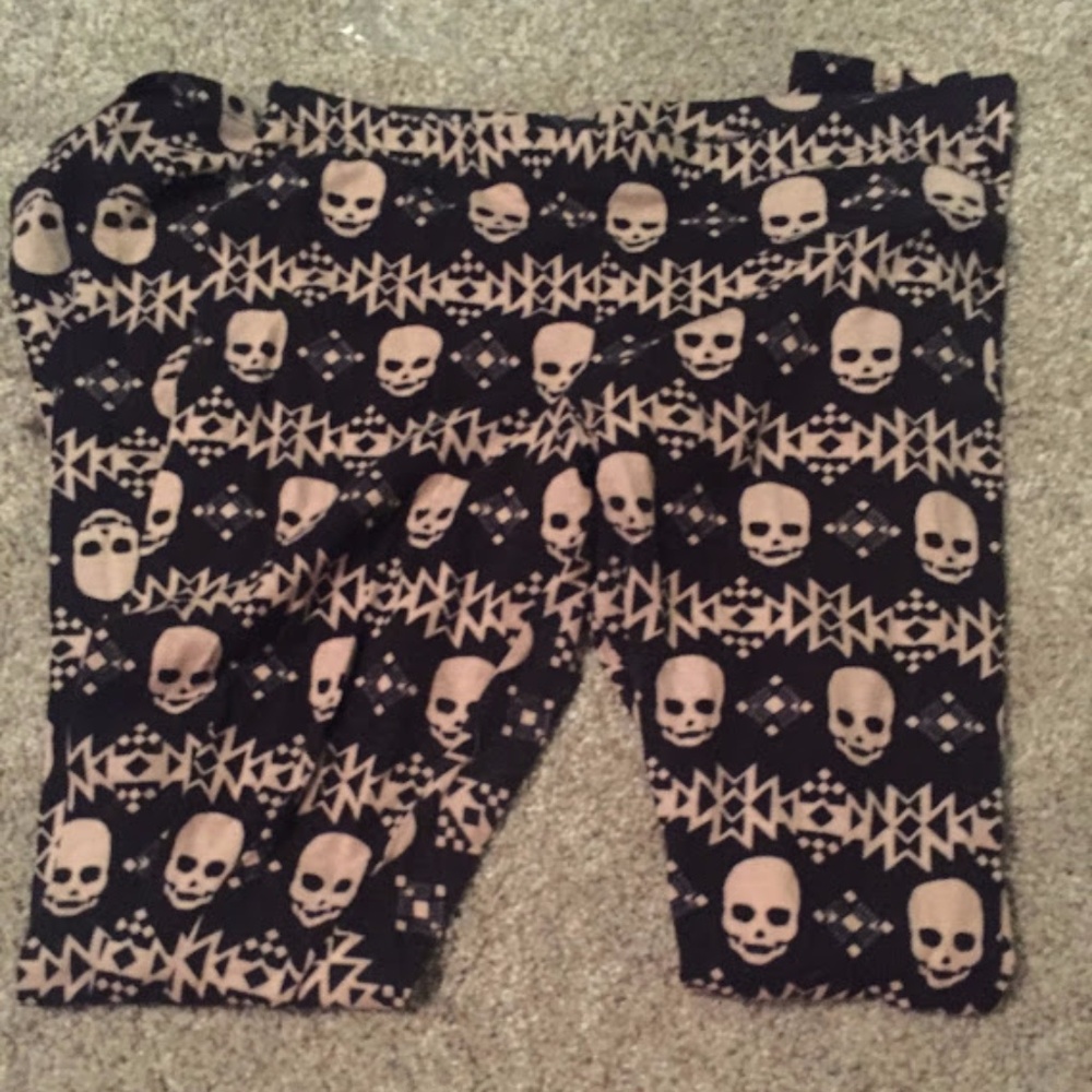 Skull print leggings