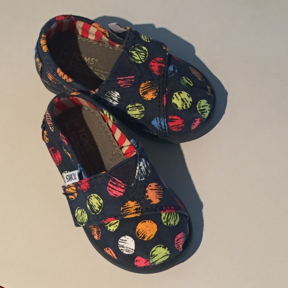 Like New Kids navy and polka dot Toms